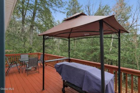 50 Kingsley Lane Chester NY 12817