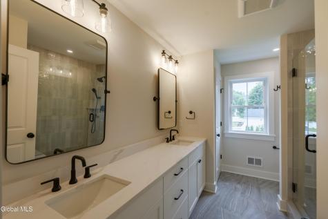 37 Newton Avenue Saratoga Springs NY 12866