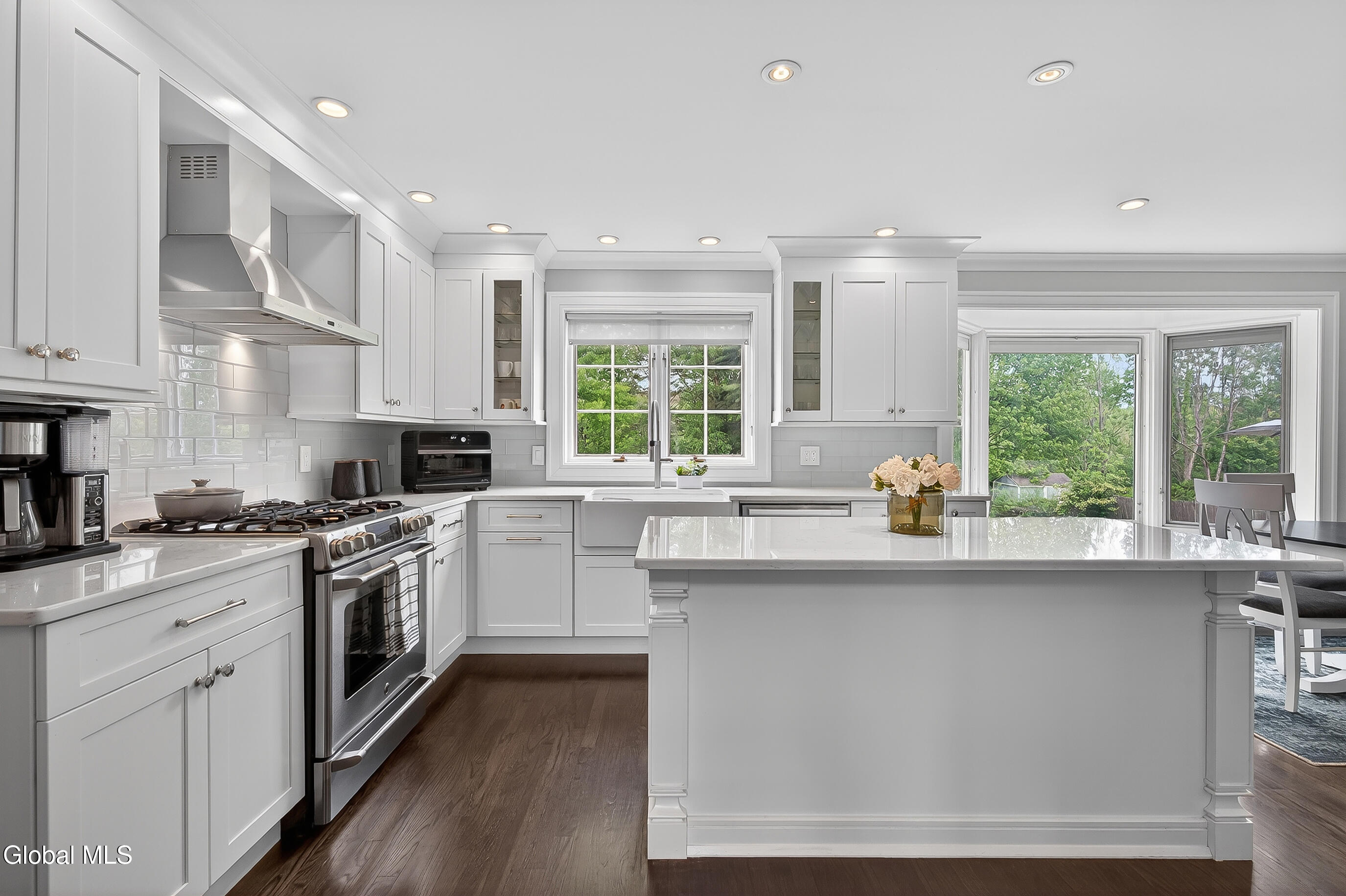 9 Owasco Court Niskayuna NY 12309