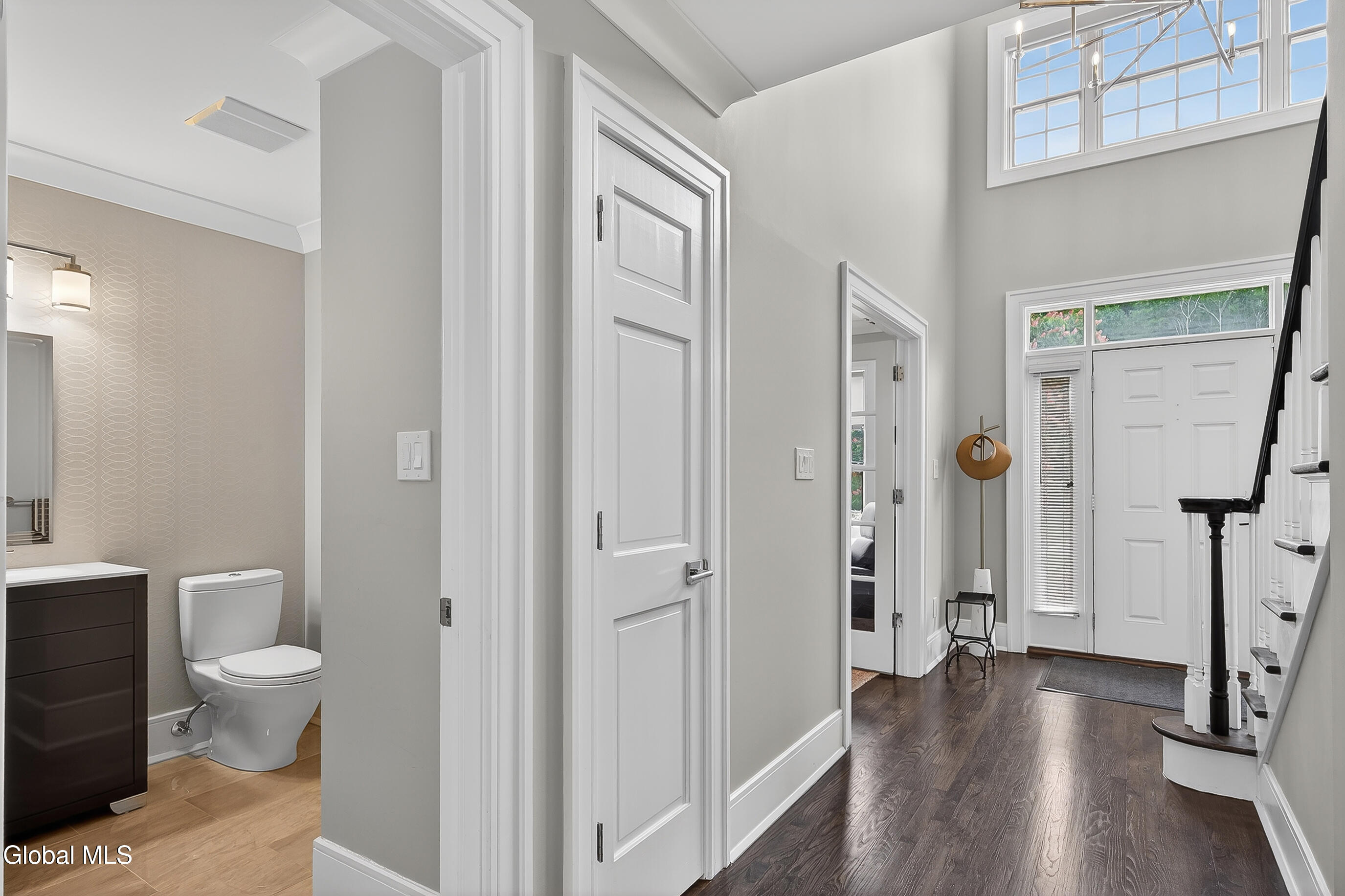 9 Owasco Court Niskayuna NY 12309