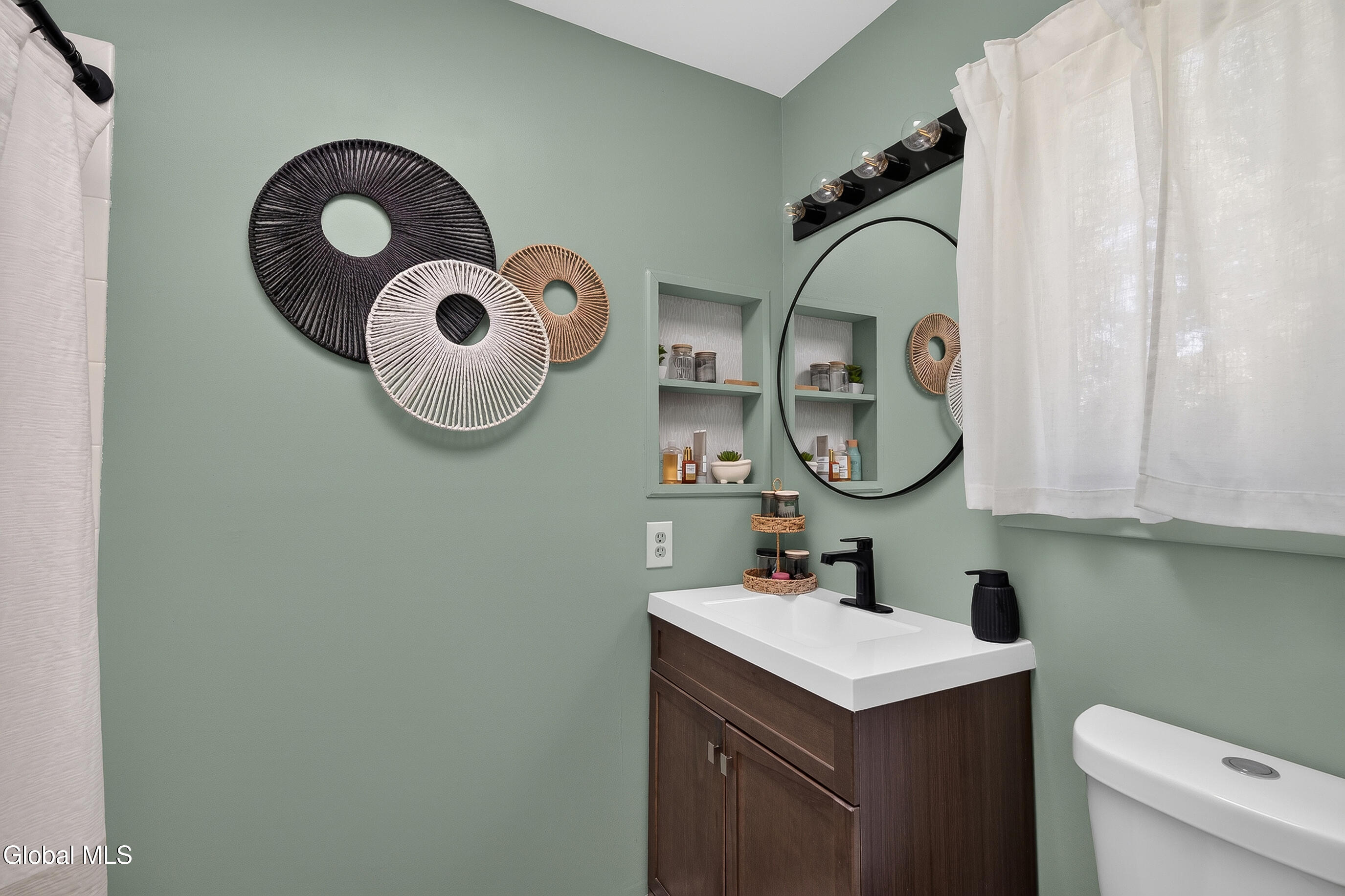 1605 Tina Lane Castleton NY 12033