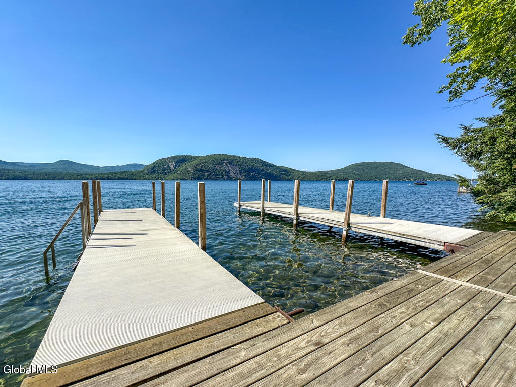2437 Black Point Way Putnam NY 12861
