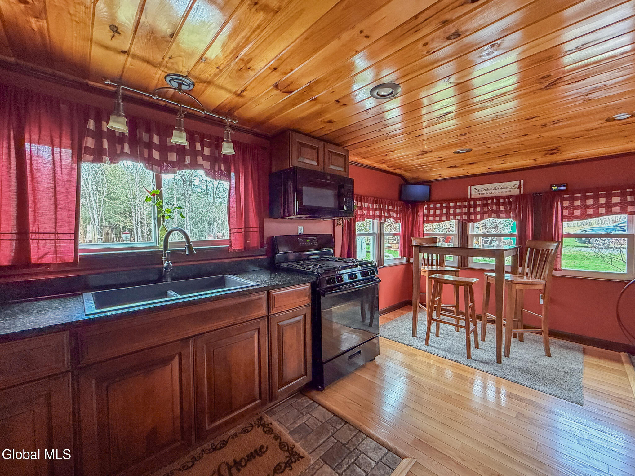 171 Willowbrook Drive Surprise NY 12058