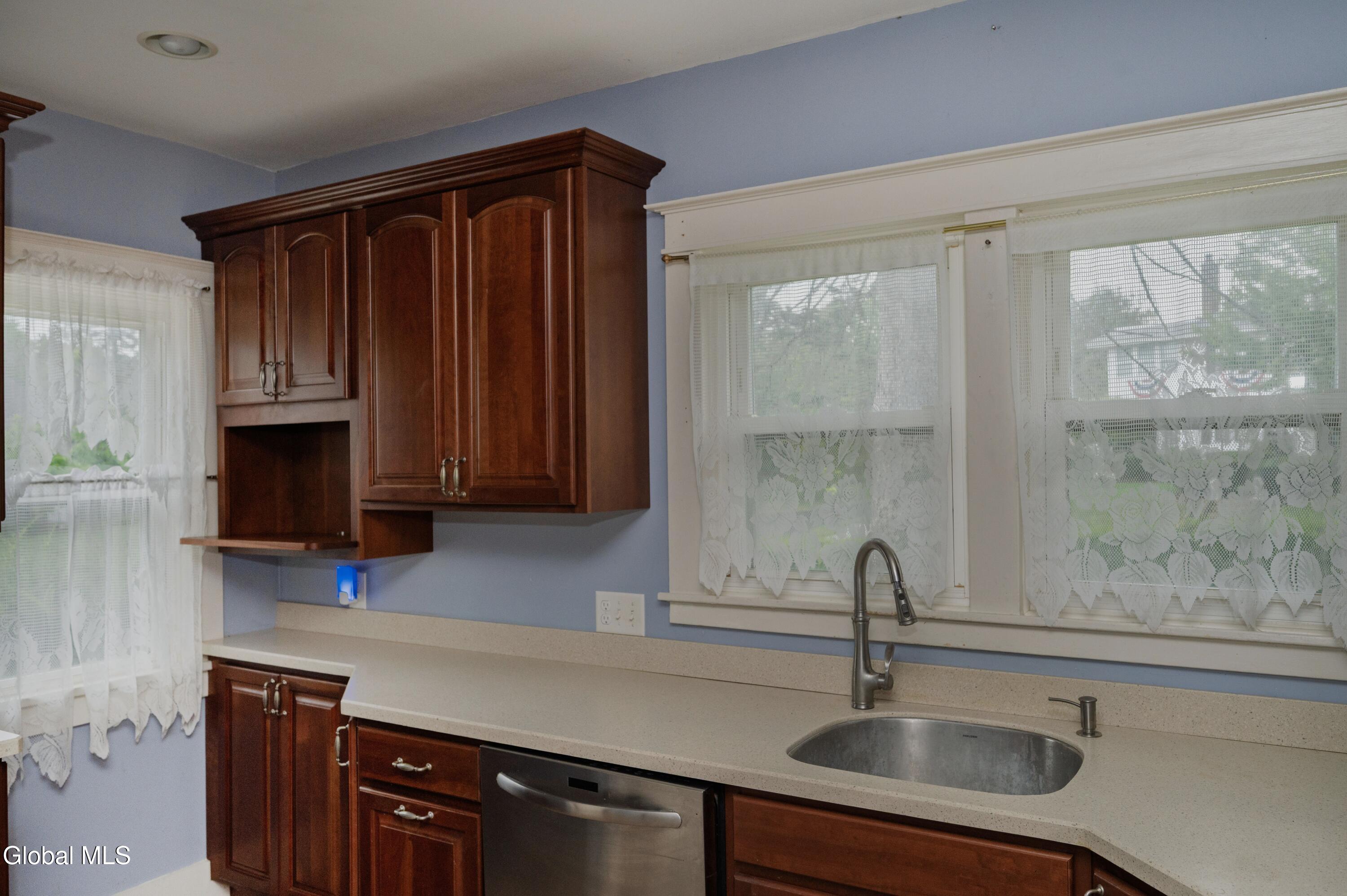 1670 Wendell Avenue Schenectady NY 12308