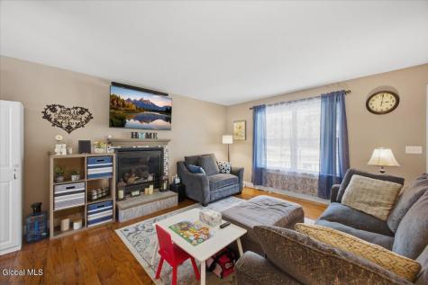 4 Mockingbird Lane Fort Edward NY 12828