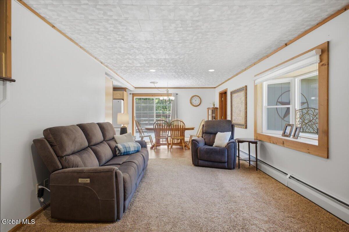 7 May Road Chestertown NY 12817