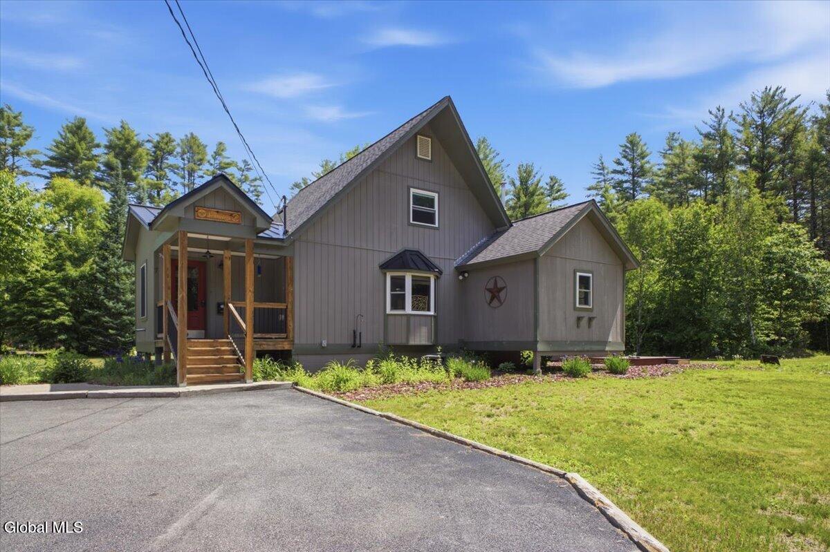 7 May Road Chestertown NY 12817