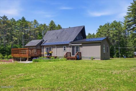 7 May Road Chestertown NY 12817