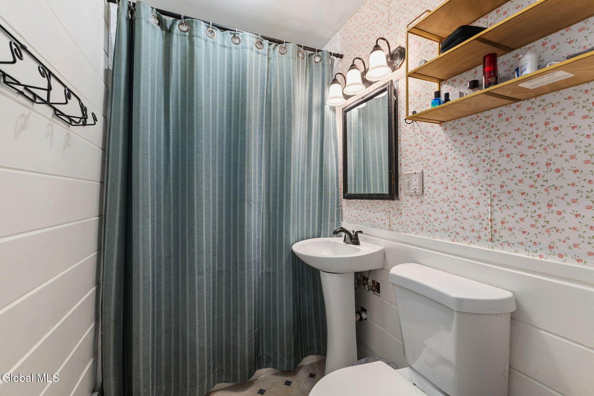 1080 Alheim Drive Schenectady NY 12303