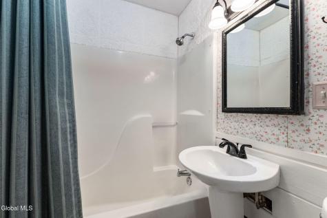 1080 Alheim Drive Schenectady NY 12303