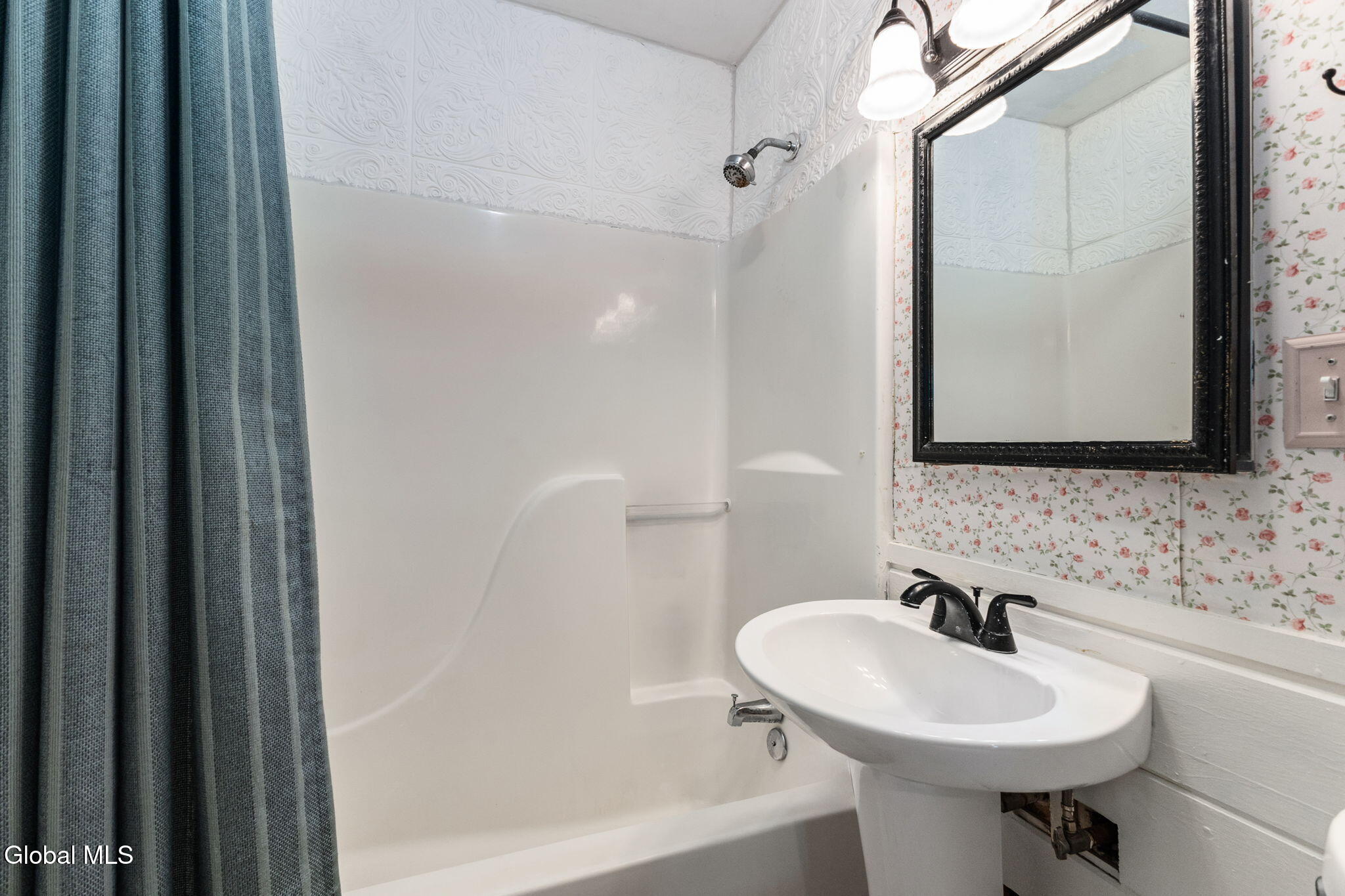 1080 Alheim Drive Schenectady NY 12303