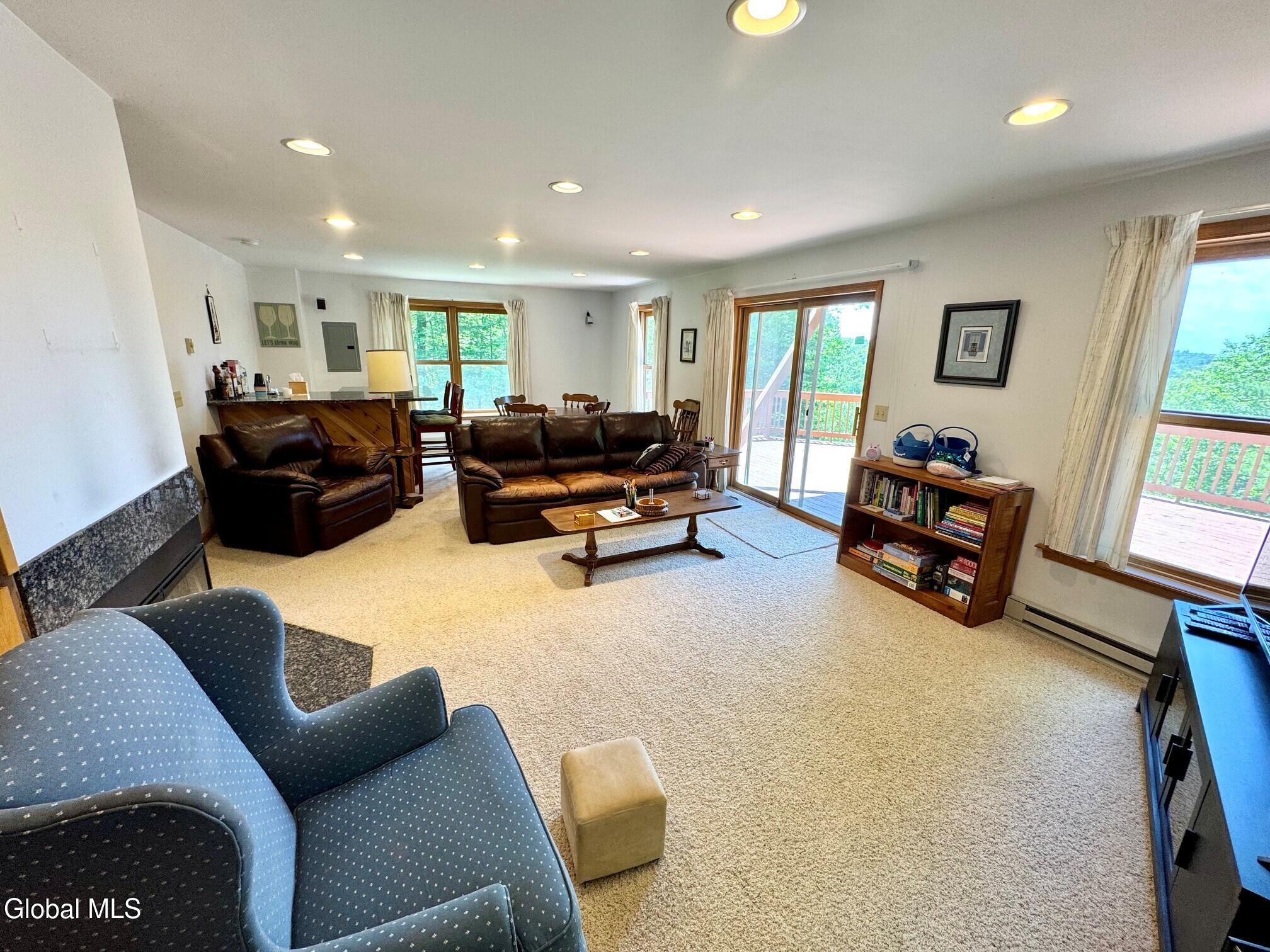 17 Ridgecrest Way Whitehall NY 12887