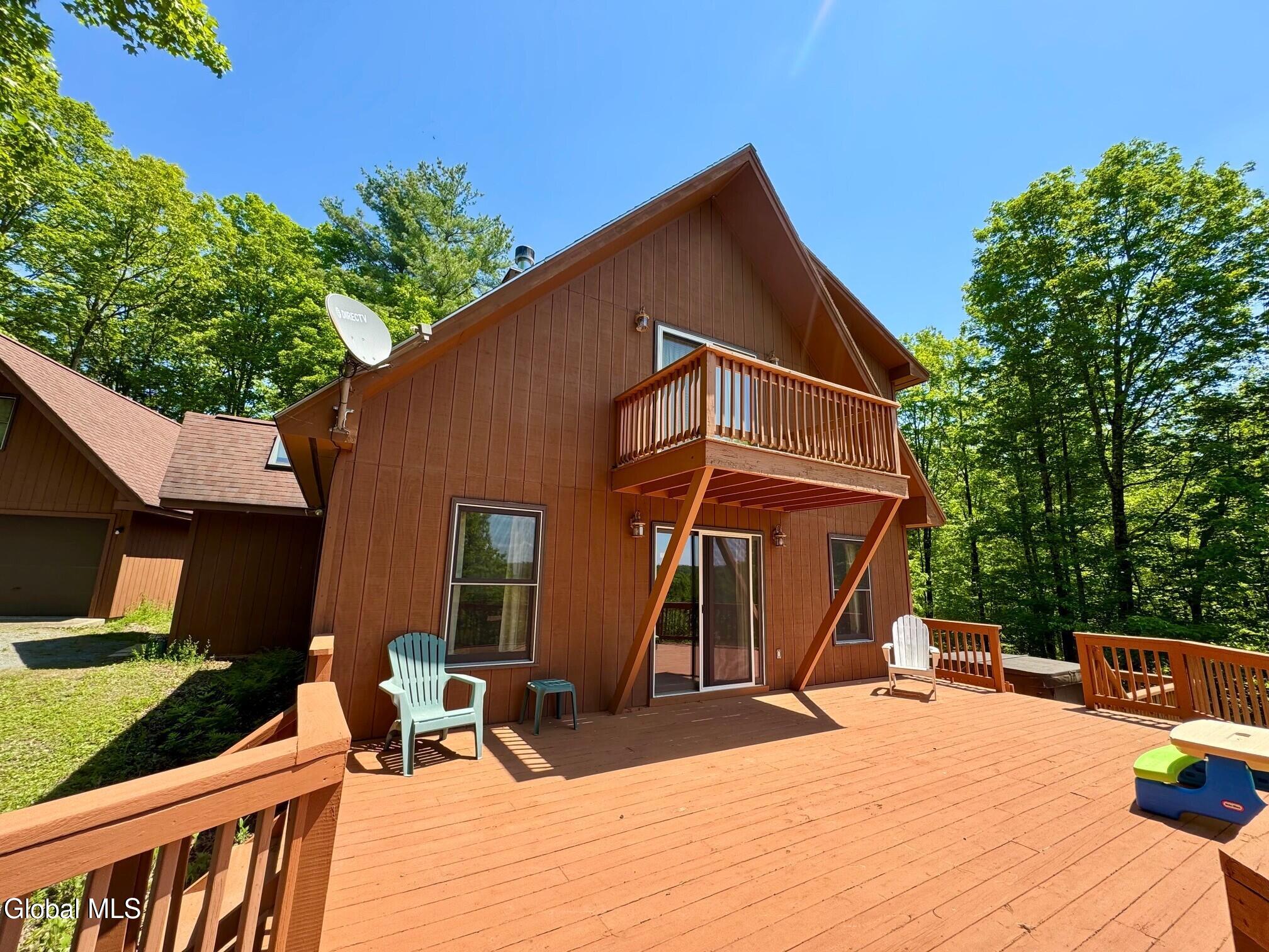 17 Ridgecrest Way Whitehall NY 12887