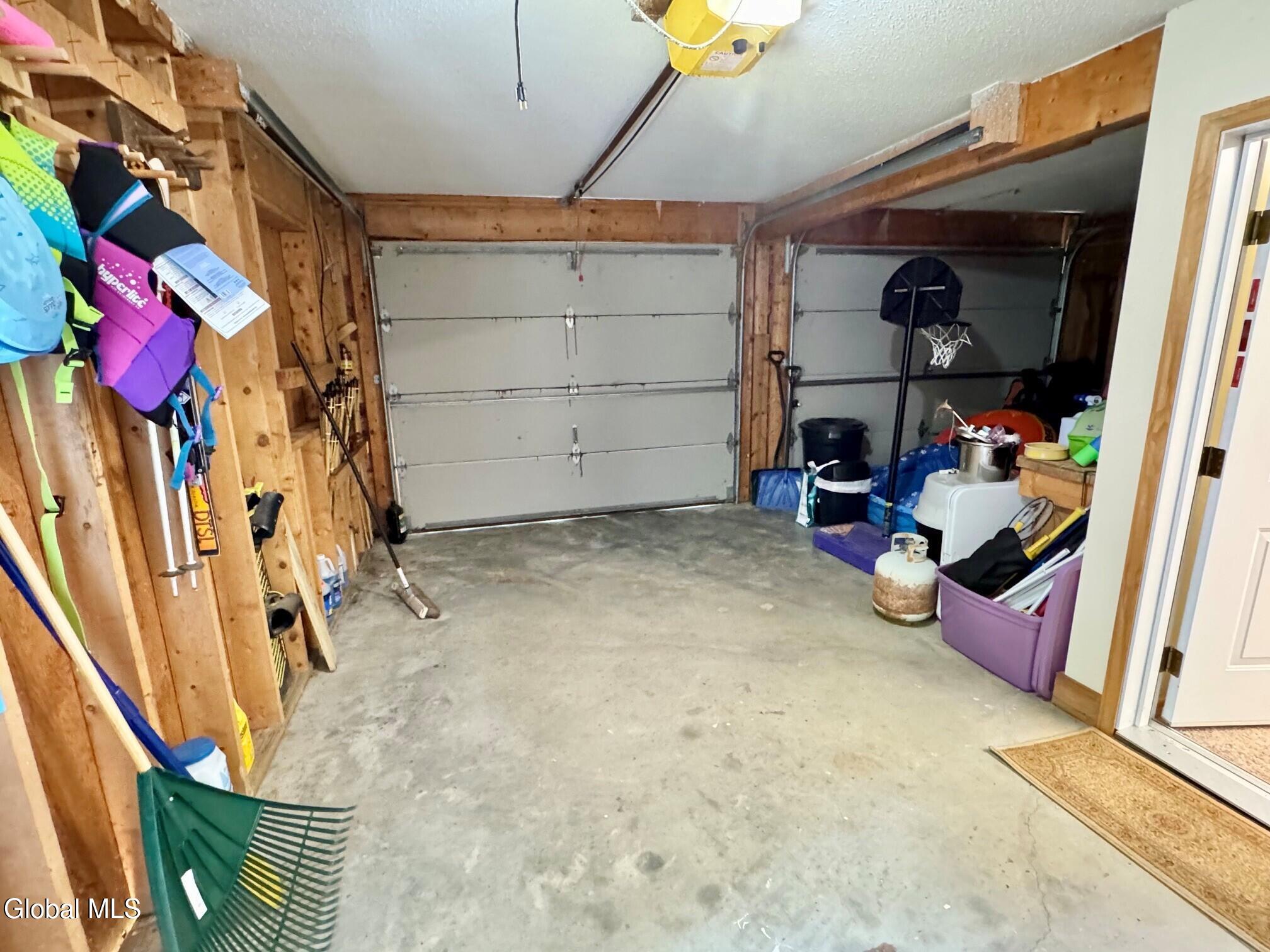 17 Ridgecrest Way Whitehall NY 12887