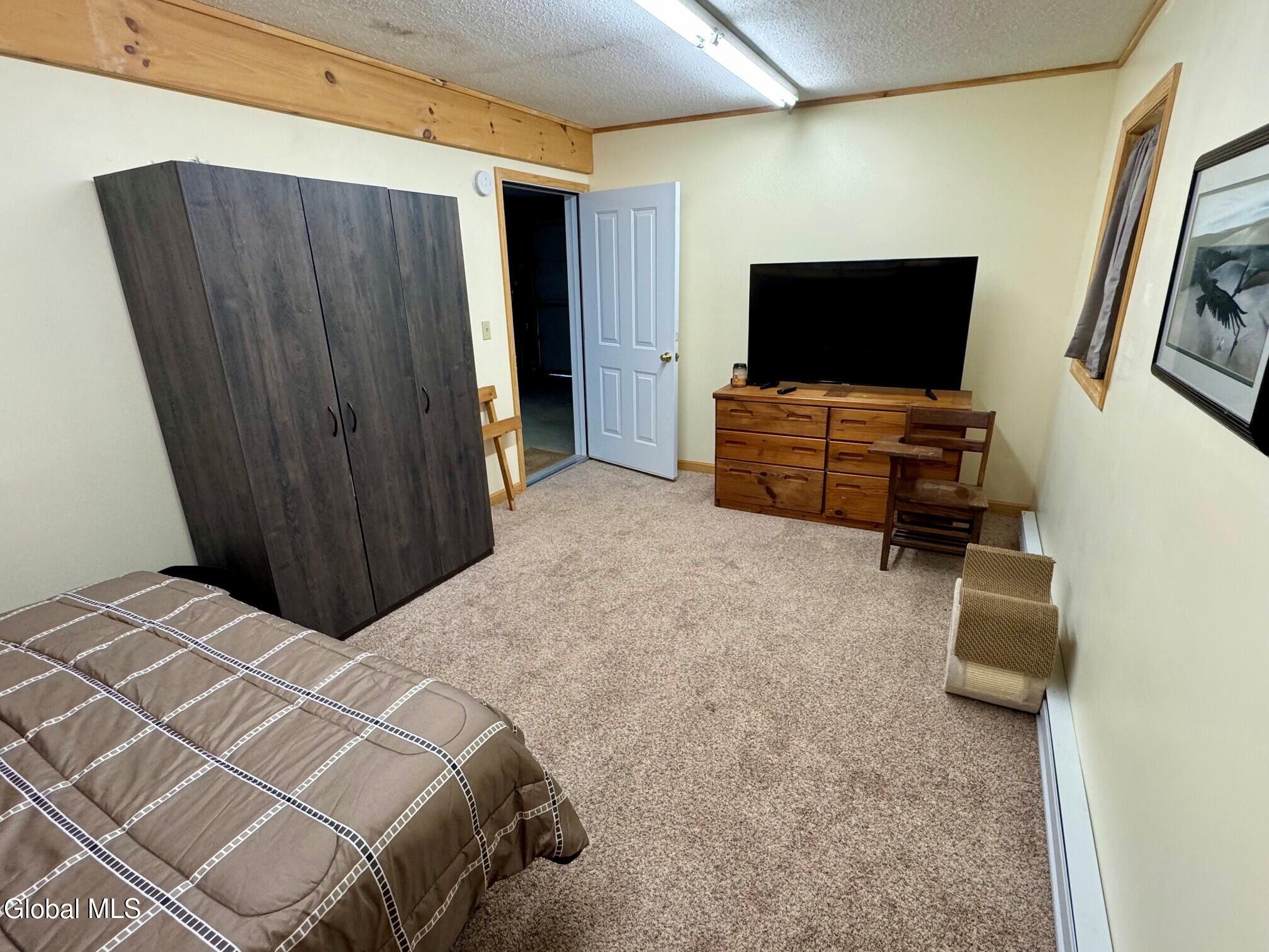17 Ridgecrest Way Whitehall NY 12887