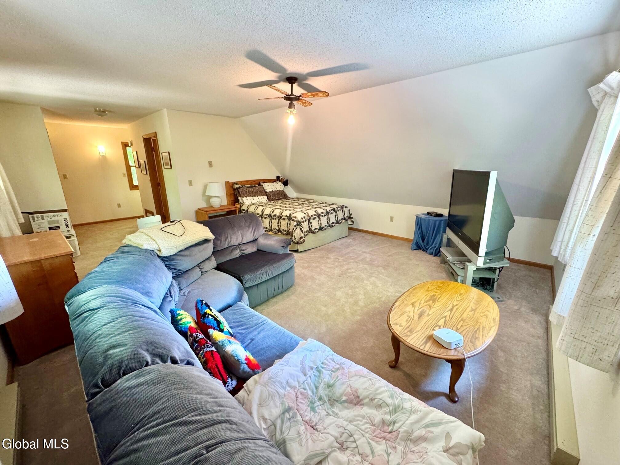 17 Ridgecrest Way Whitehall NY 12887