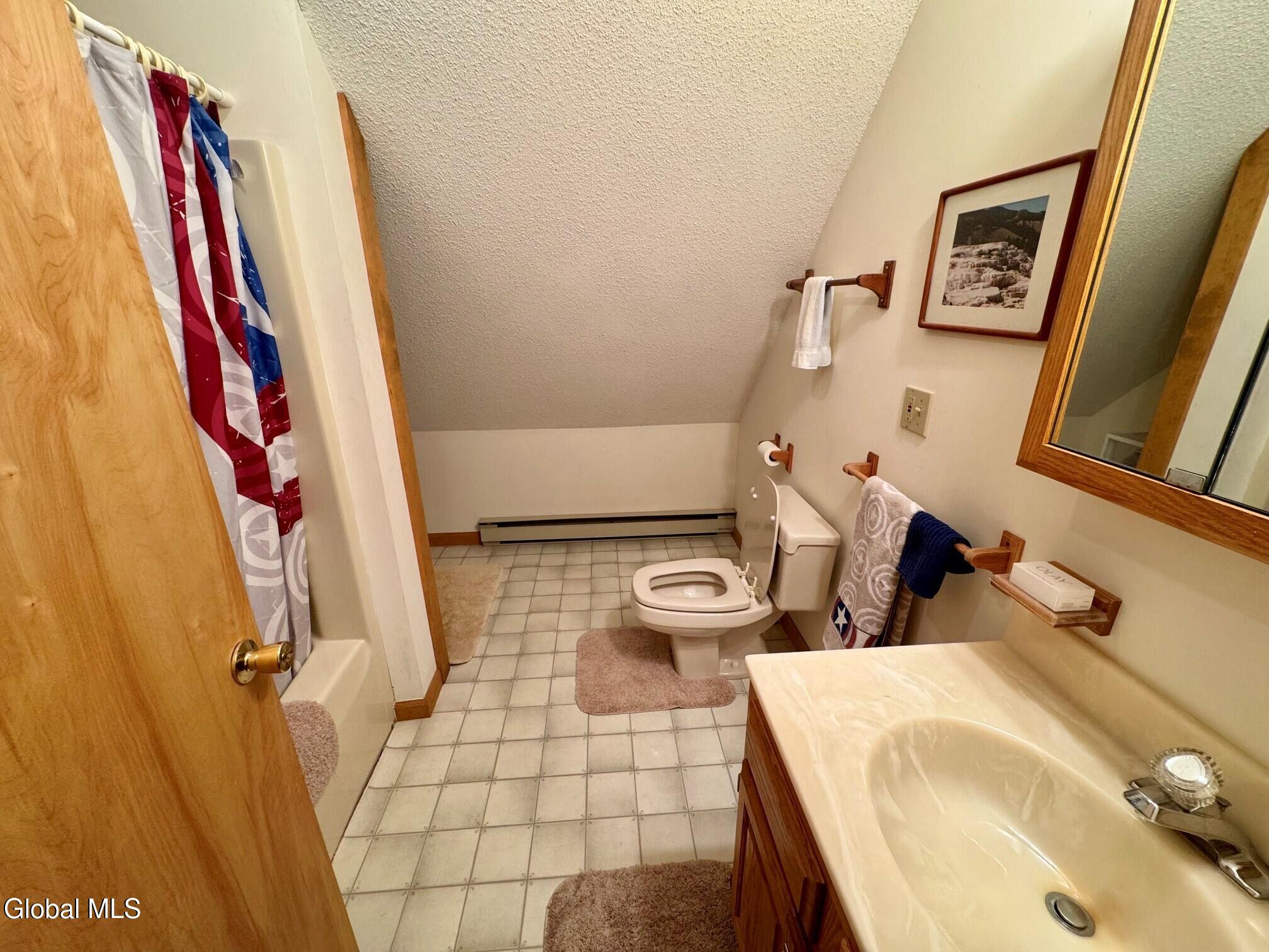 17 Ridgecrest Way Whitehall NY 12887