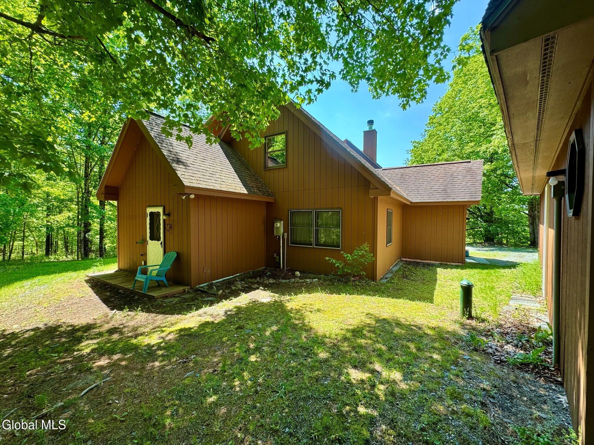17 Ridgecrest Way Whitehall NY 12887