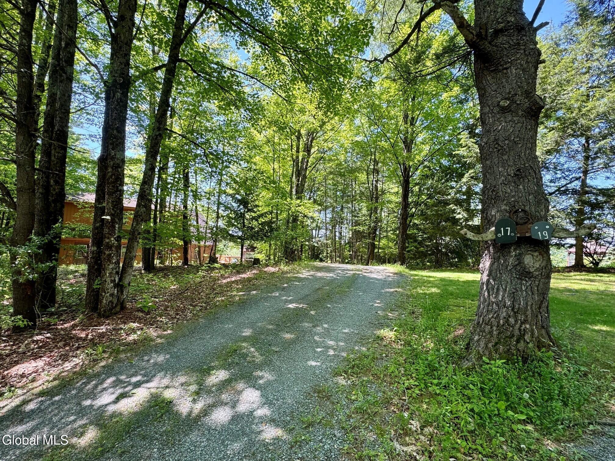 17 Ridgecrest Way Whitehall NY 12887