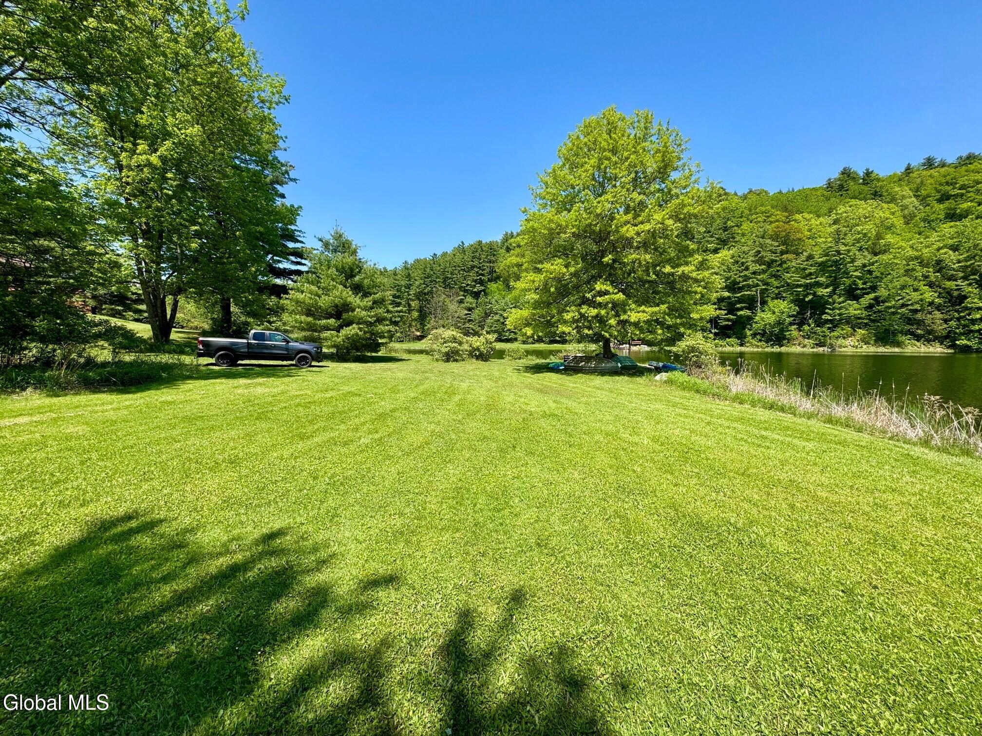 17 Ridgecrest Way Whitehall NY 12887