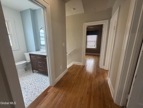 111 Hollywood Avenue Albany NY 12208