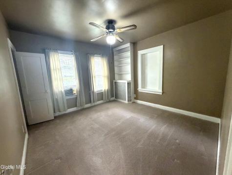 111 Hollywood Avenue Albany NY 12208