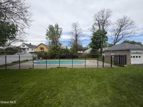 111 Hollywood Avenue Albany NY 12208