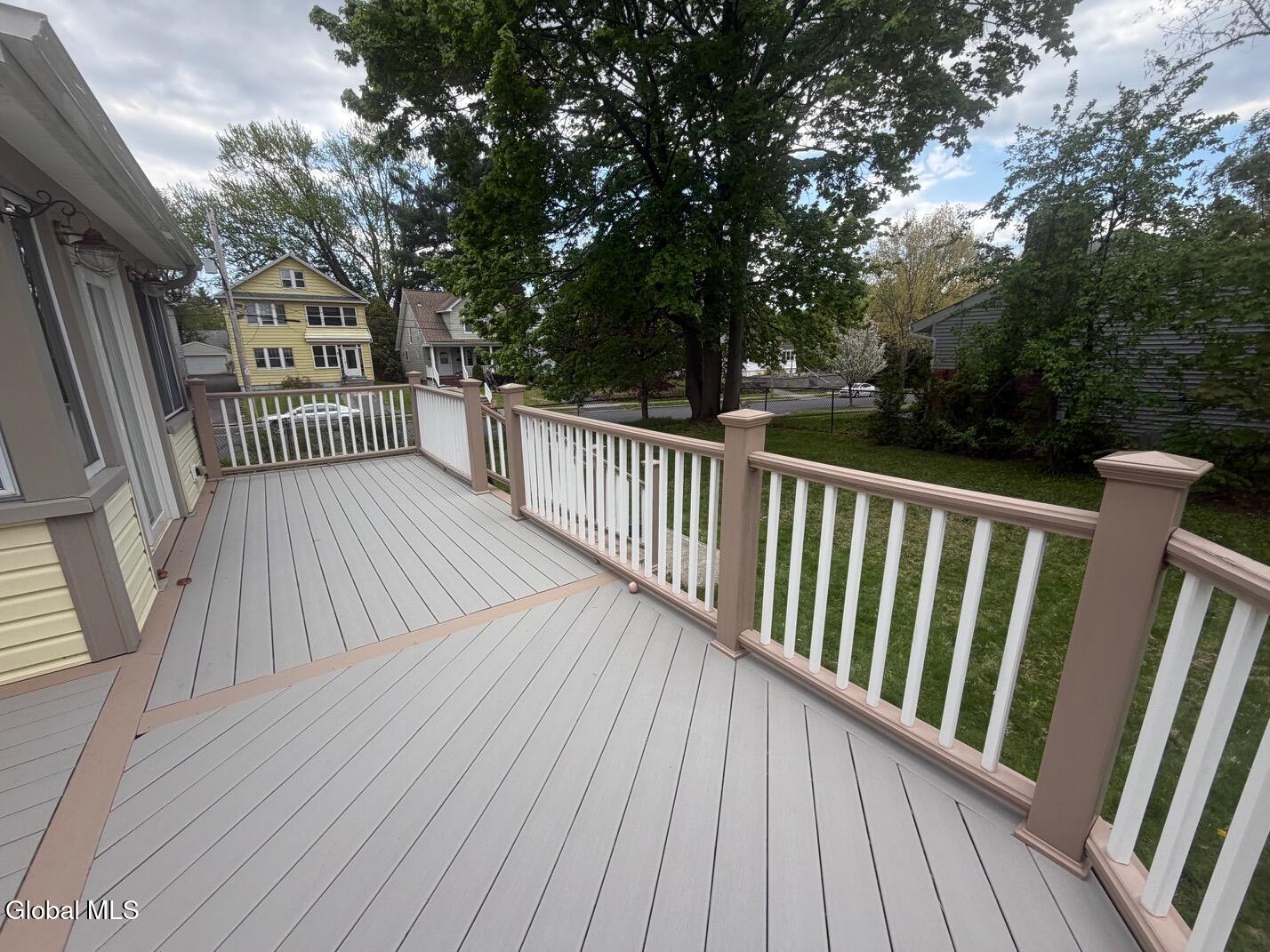 111 Hollywood Avenue Albany NY 12208