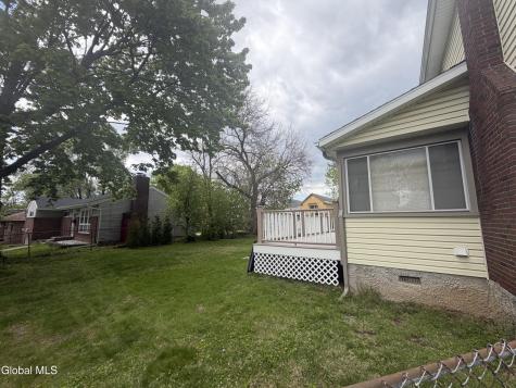 111 Hollywood Avenue Albany NY 12208