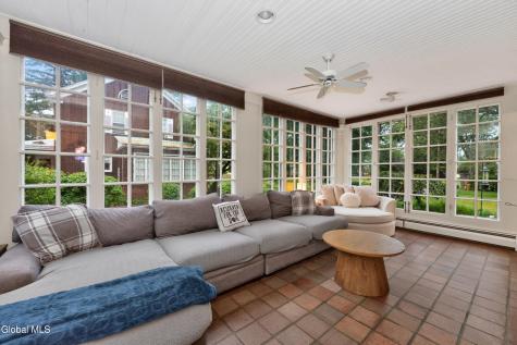 4 Sunnyside Road Scotia NY 12302