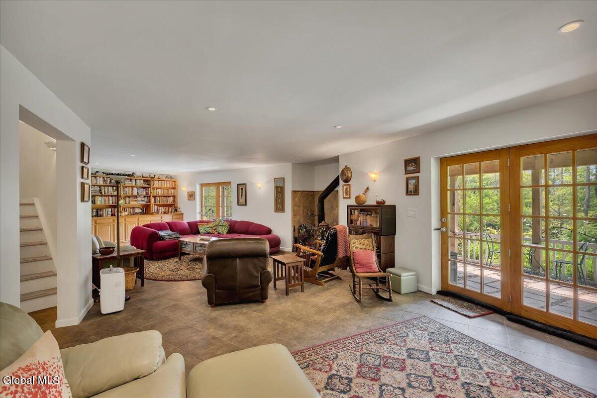 107 Wilderness Way Stephentown NY 12169