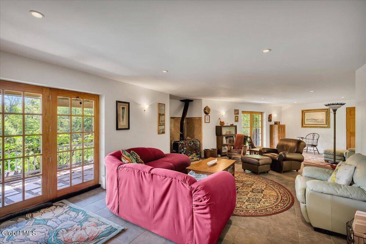 107 Wilderness Way Stephentown NY 12169