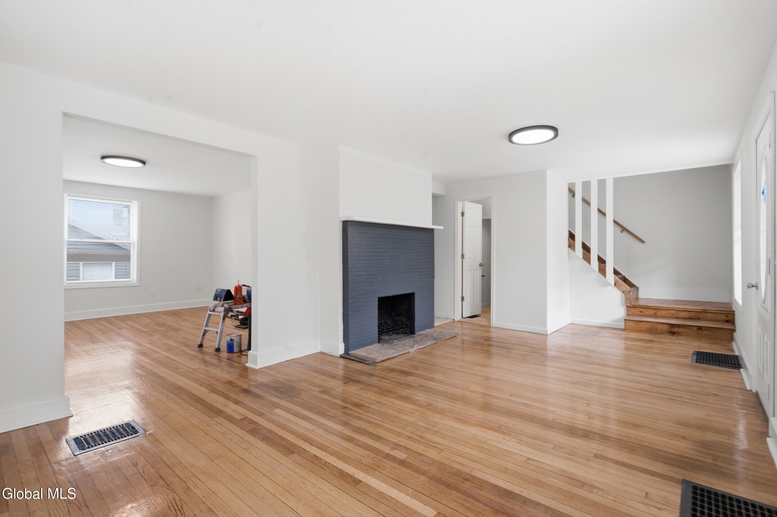 423 Bedford Road Schenectady NY 12308