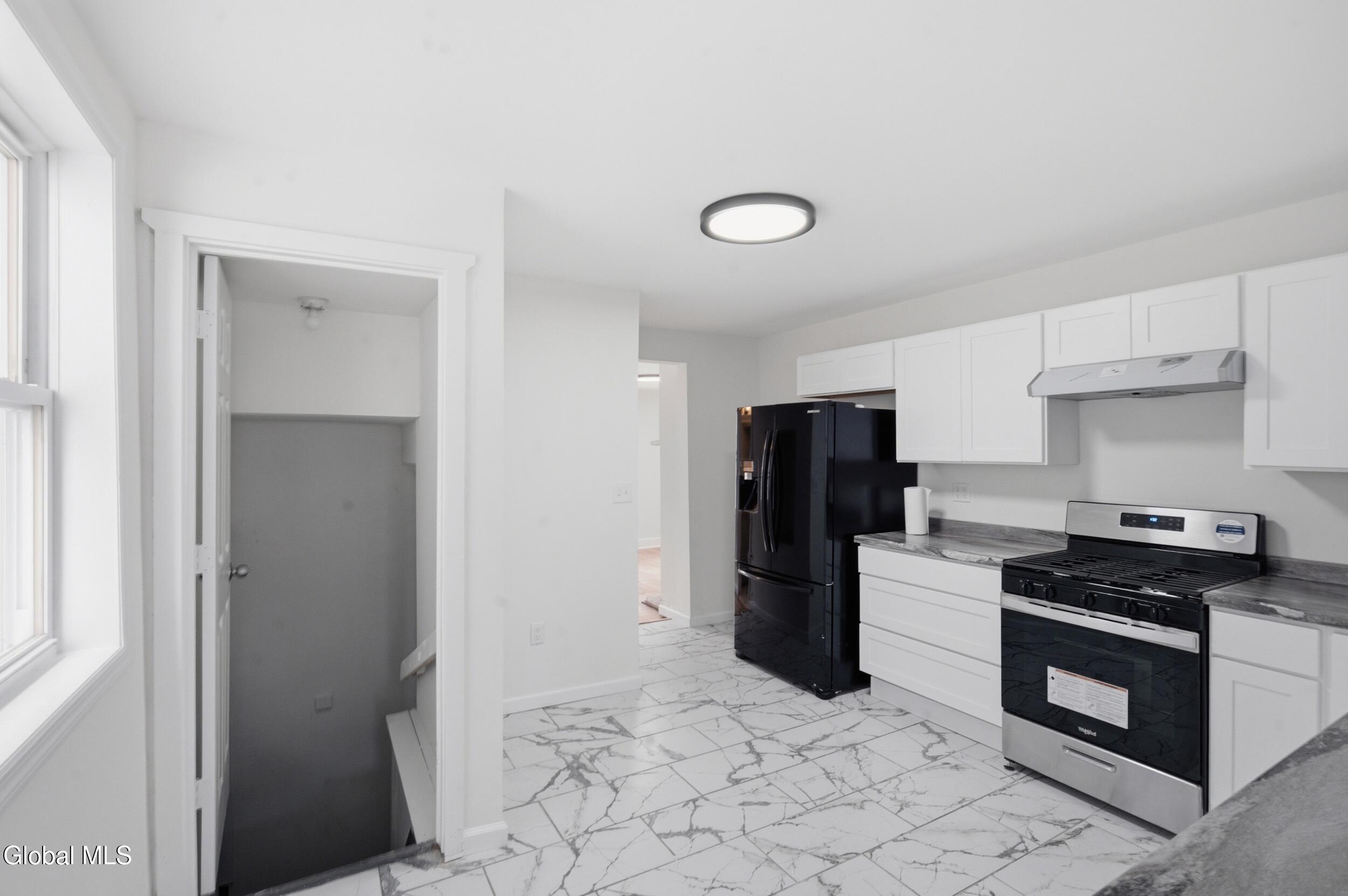 423 Bedford Road Schenectady NY 12308