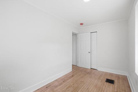 423 Bedford Road Schenectady NY 12308