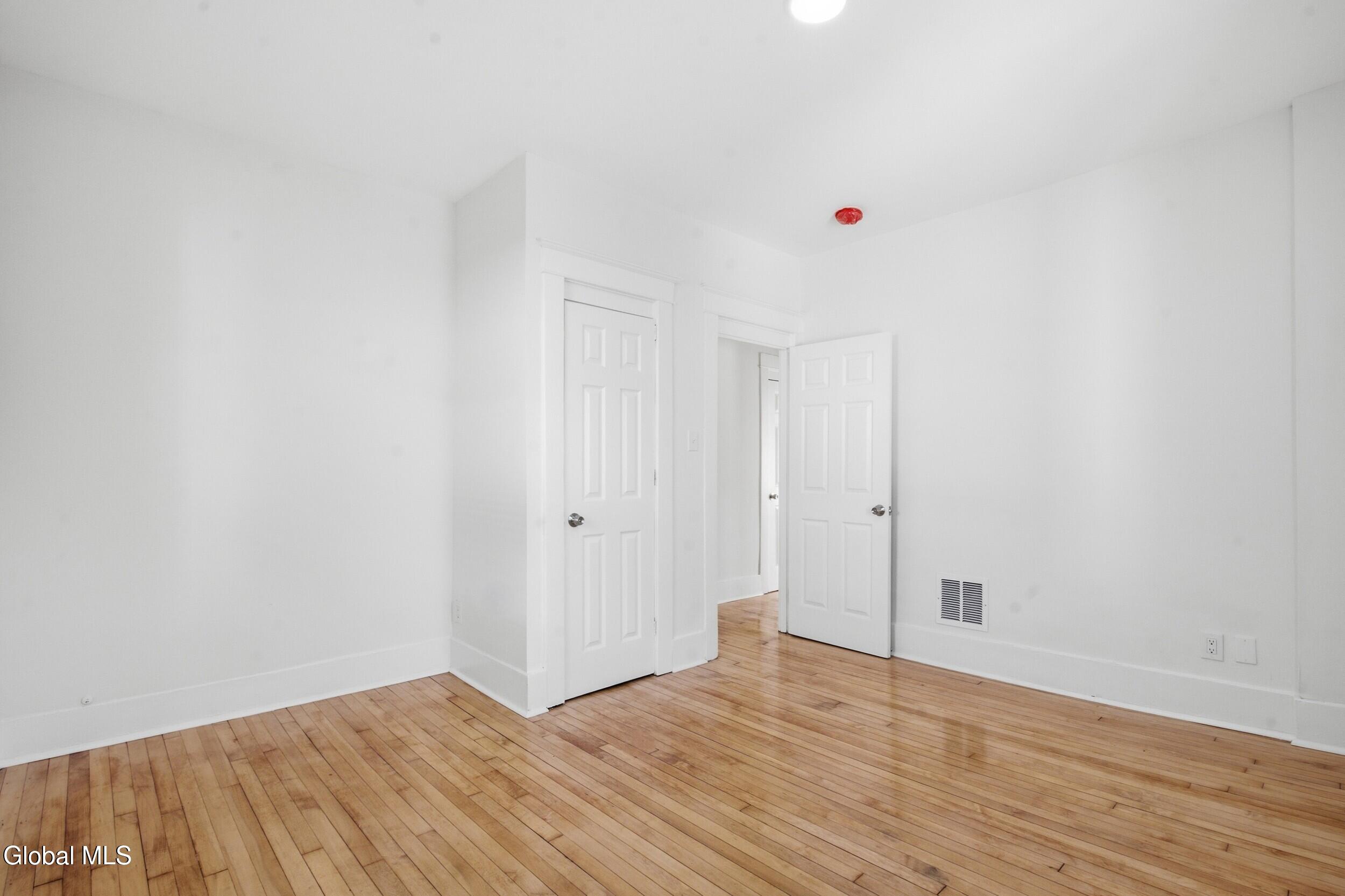 423 Bedford Road Schenectady NY 12308