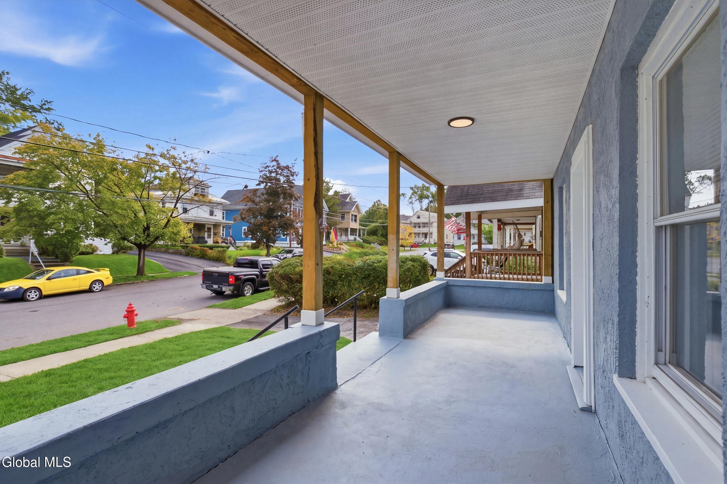 423 Bedford Road Schenectady NY 12308