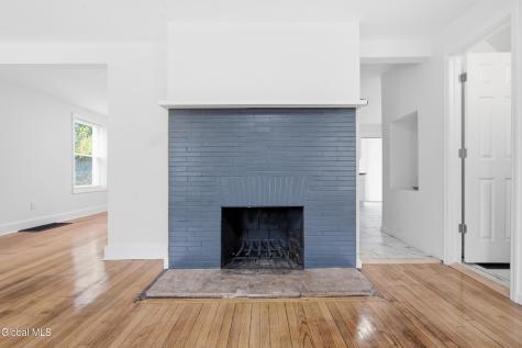 423 Bedford Road Schenectady NY 12308