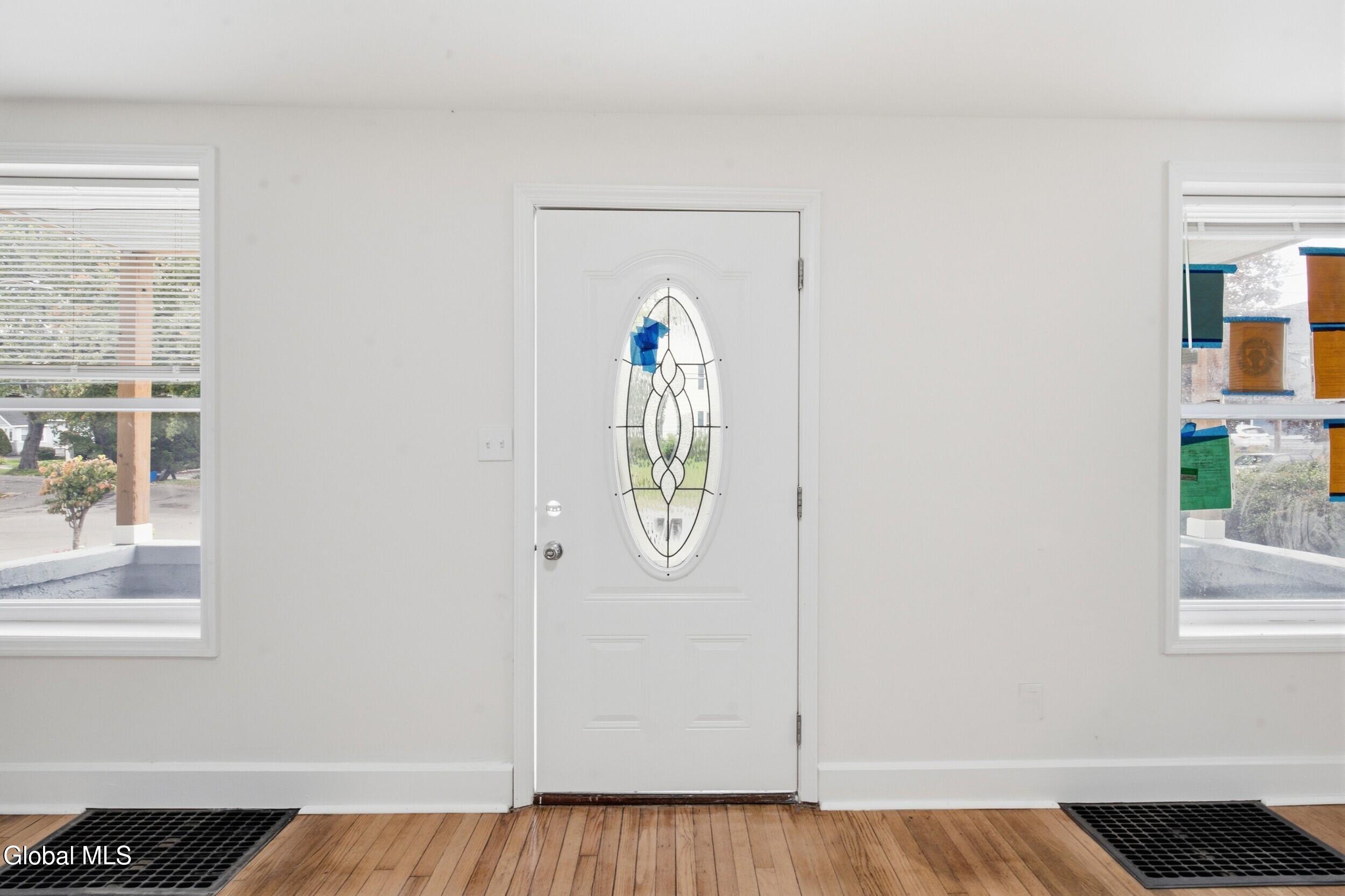 423 Bedford Road Schenectady NY 12308