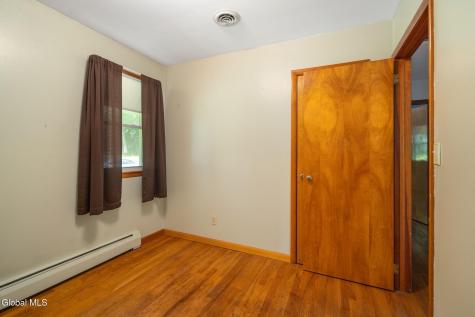 1 White Birch Lane New Baltimore NY 12192