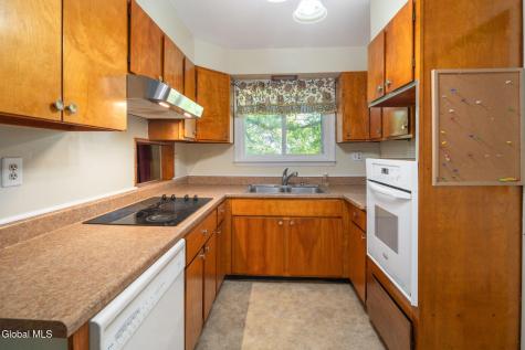 1 White Birch Lane New Baltimore NY 12192