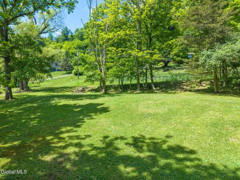 1 White Birch Lane New Baltimore NY 12192