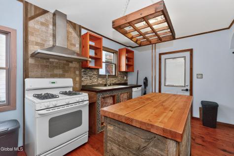 140 11th Street Troy NY 12180