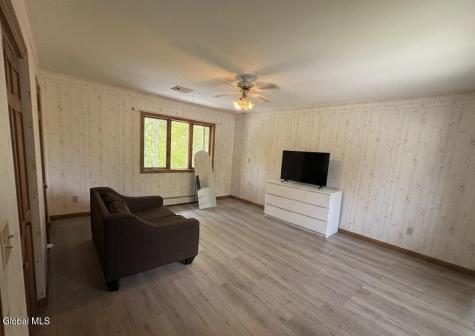 796 Feura Bush Road Delmar NY 12054