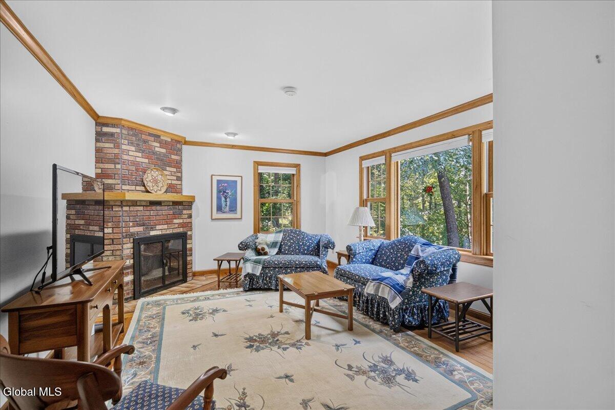 60 Hillcrest Lane Saratoga Springs NY 12866