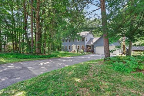 60 Hillcrest Lane Saratoga Springs NY 12866