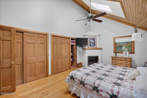60 Hillcrest Lane Saratoga Springs NY 12866