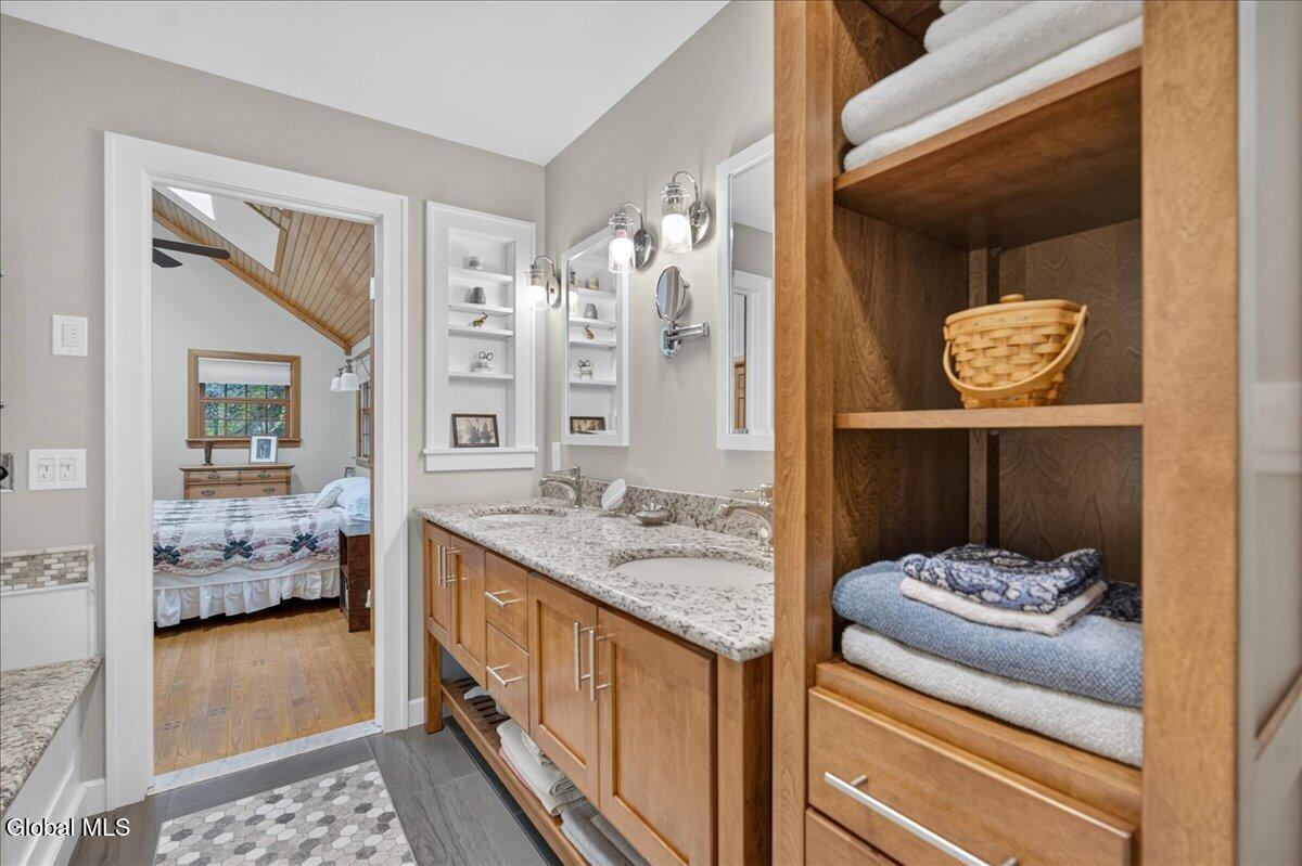 60 Hillcrest Lane Saratoga Springs NY 12866