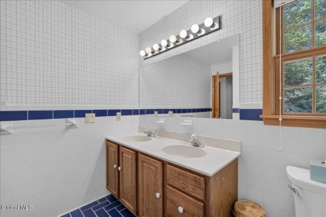 60 Hillcrest Lane Saratoga Springs NY 12866