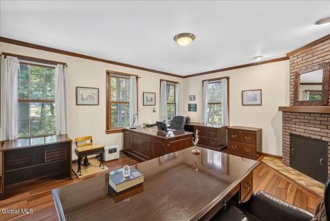 60 Hillcrest Lane Saratoga Springs NY 12866
